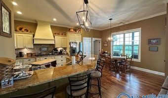 2102 Kuykendall Rd, Albertville, AL 35951
