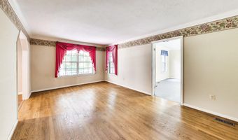 2012 BERMONDSEY Dr, Bowie, MD 20721