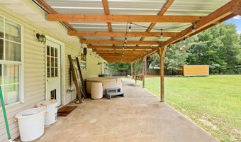 978 Grandmas Pl, Baker, FL 32531