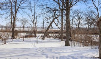 40541 N IL ROUTE 83, Antioch, IL 60002