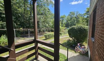 39 Nob Hill Cir B, Bridgeport, CT 06610
