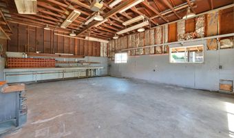 325 WATER St, Springfield, OR 97477