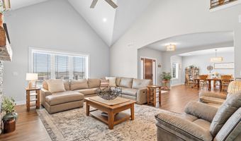 114 Tradition Dr, Polk City, IA 50226