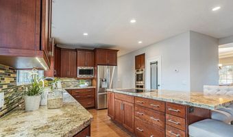 3196 Crystal Ct, Escondido, CA 92025