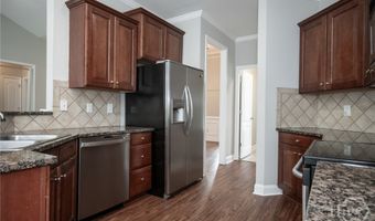 101 Falling Shoals Dr, Athens, GA 30605