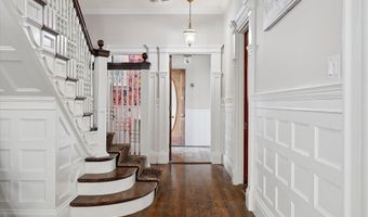 75 W Broadway, Bangor, ME 04401