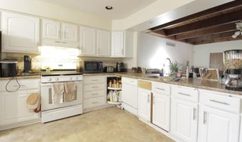 24 CHATHAM Ct, Dover, DE 19901