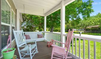 215 Hines Dr, Bonneau, SC 29431