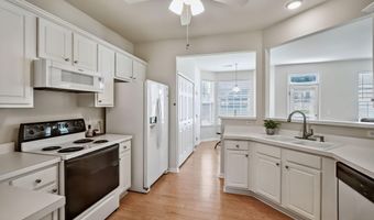 2000 Silky Dogwood Trail Trl, Apex, NC 27502