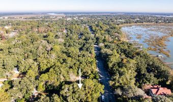 2301 Hermitage Rd, Beaufort, SC 29902