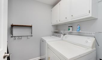 68 Irma St, Bargersville, IN 46106