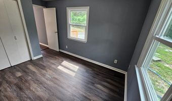 6422 PICKETT St, Alexandria, VA 22306