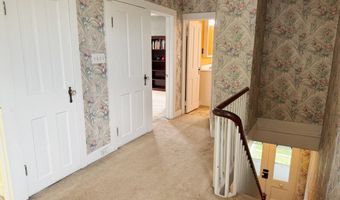 150 Cardinal Ave, Albany, NY 12209