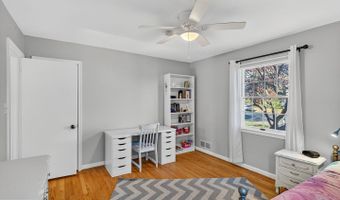 6282 15TH Rd N, Arlington, VA 22205