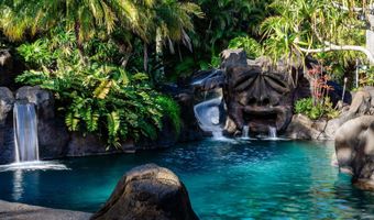 1780 Kauhikoa Rd, Haiku, HI 96708