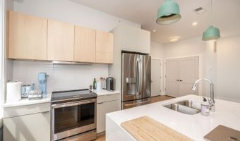 915 Vine St, Cincinnati, OH 45202