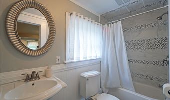 46 Orchard Ave, Evans, NY 14006
