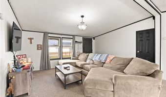 1323 W Kenwood Dr, Austin, IN 47102