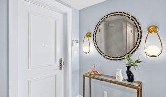 10 Rowes Wharf Ph4, Boston, MA 02110