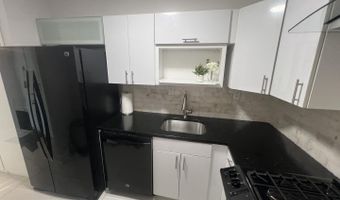 801 N PITT St N #804, Alexandria, VA 22314