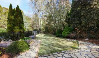 150 Walton Creek Rd, Athens, GA 30607