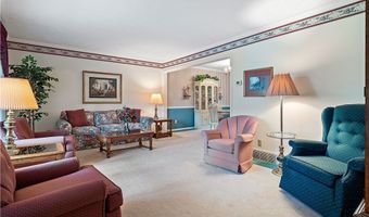 6333 Juniper Dr, Amherst, OH 44001