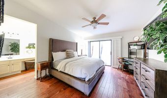 37222 N TOM DARLINGTON Dr 15, Carefree, AZ 85377