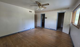14 N Forrest Ave, Arlington Heights, IL 60004
