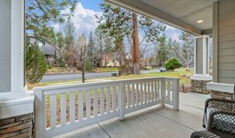 19424 Blue Lake Loop, Bend, OR 97702