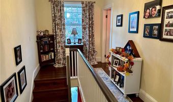172 Bluff Ave, Cranston, RI 02905