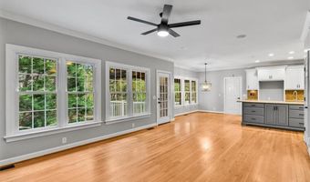 1072 Berrie Pl, Asheboro, NC 27205