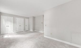 5105 SKYLINE VILLAGE Ct #8, Alexandria, VA 22302