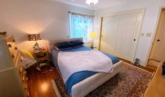 76 Mulligan Rd, Athens, OH 45701