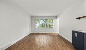 646 Center Dr, Ann Arbor, MI 48103