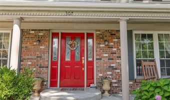 307 Blue Ridge Place Ct, Ballwin, MO 63011