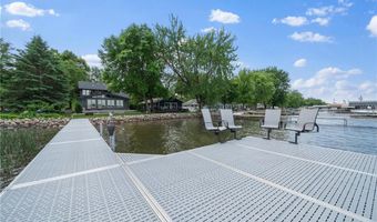 613 S Darling Ln NW, Alexandria, MN 56308
