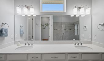 725 WINTERSIDE Dr, Apollo Beach, FL 33572