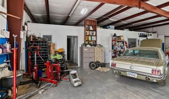 24 Hardwood Ridge Pkwy, Adairsville, GA 30103