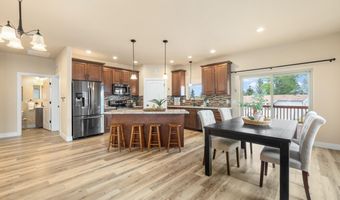 3216 LAND Ct, Cheyenne, WY 82001