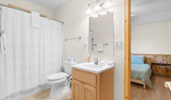 273 N Rhododendron Rd, Almond, NC 28702