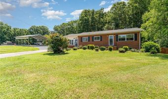 1839 Old Farmer Rd, Asheboro, NC 27205
