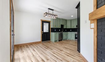162 Oak Grove Rd, Austin, AR 72007