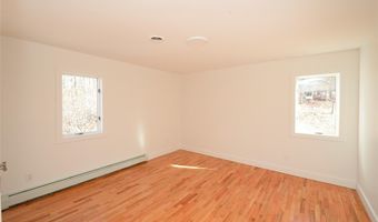 7 Kile Ct, Airmont, NY 10952