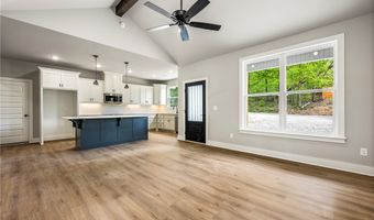 18 Winchelsea Ln, Bella Vista, AR 72714