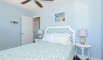 21 OAK Ave, Narragansett, RI 02882