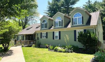 29 Stony Acre Dr, Cranston, RI 02920