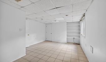 3303 17TH St N, Arlington, VA 22201
