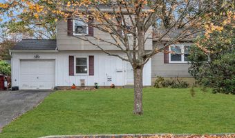 61 Bittern Ln, Bayville, NJ 08721