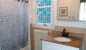 121 Summer St, Auburn, ME 04210
