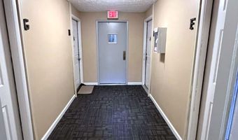 8382 BROCKHAM Dr F, Alexandria, VA 22309